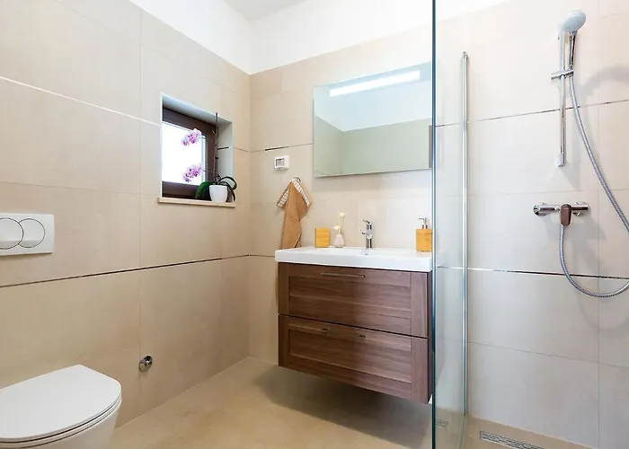 Gioia With Terrace *